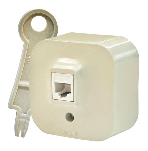 Розетка телефонная 1-м ОП Quteo RJ11 сл. кость Leg 782244